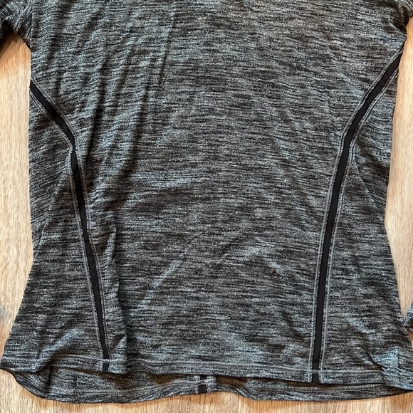 Lululemon long sleeve tee - Picture 2 of 5